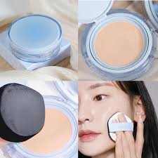 Base cushion hidratante ROM&ND Bare Water con ácido hialurónico y protección solar para un acabado natural y luminoso